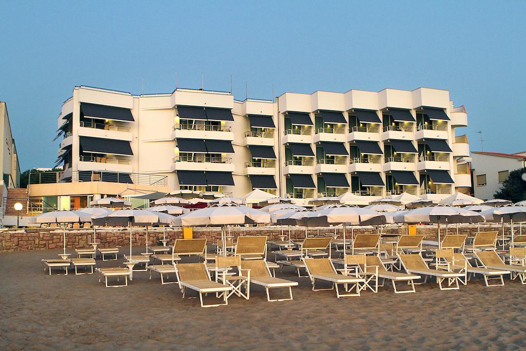 Hotel Sabbia D'Oro San Vincenzo Exterior foto